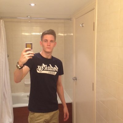 Profile Picture of Michael Hannaford (@m0u5ey) on Twitter