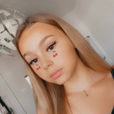 Profile Picture of Liv_050607 (@Oliwia_Rewko) on Twitter