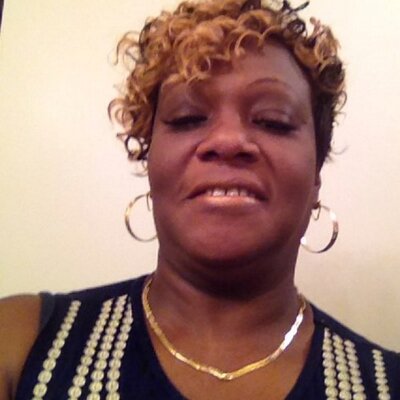 Profile Picture of Sybil Williams (@8Sybil) on Twitter