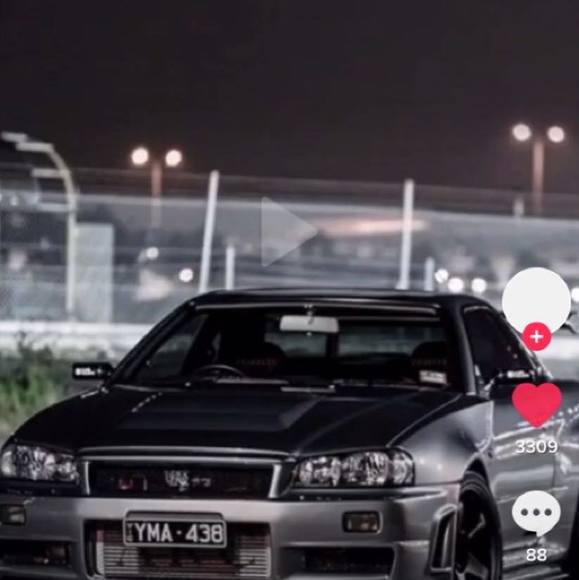 Profile Picture of Abraham Cisneros (@abrahamcisneros) on Poshmark