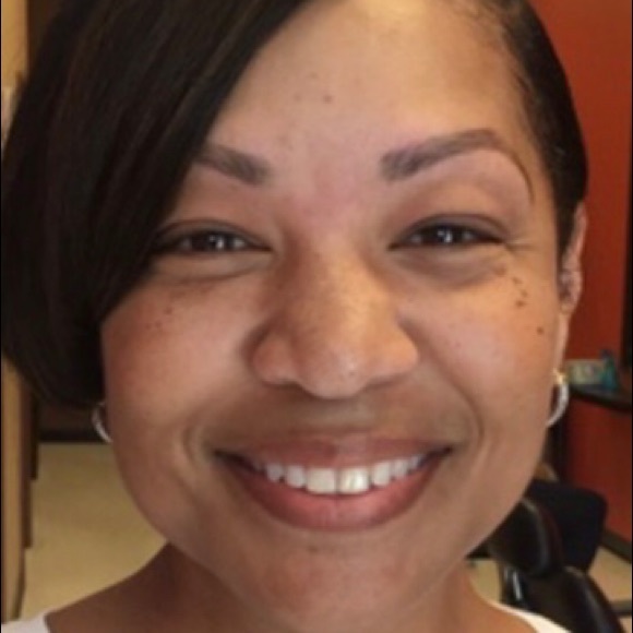 Profile Picture of Tonya Brunson (@tonyabrunson) on Poshmark