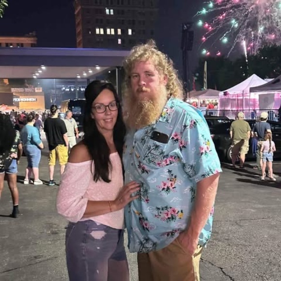 Profile Picture of Jonathan Isom (@logandispatcher) on Poshmark