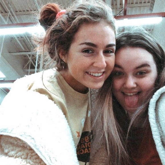 Profile Picture of Haley Maider (@haleymaider) on Poshmark