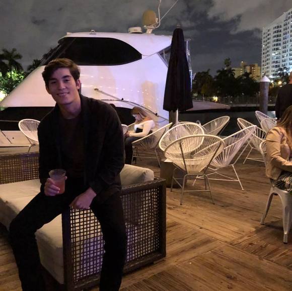 Profile Picture of Juan Terranova (@juanterranova1) on Poshmark