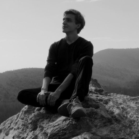 Profile Picture of Carty Carty (@cartycinema) on Poshmark