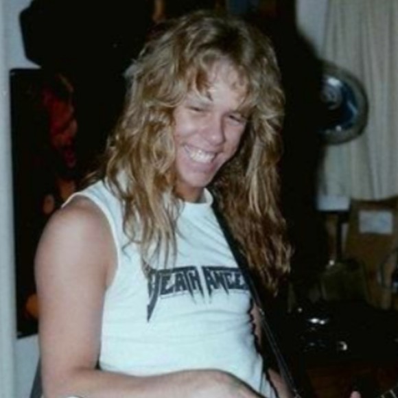 Profile Picture of Alissa Forsythe (@alissa_forsythe) on Poshmark