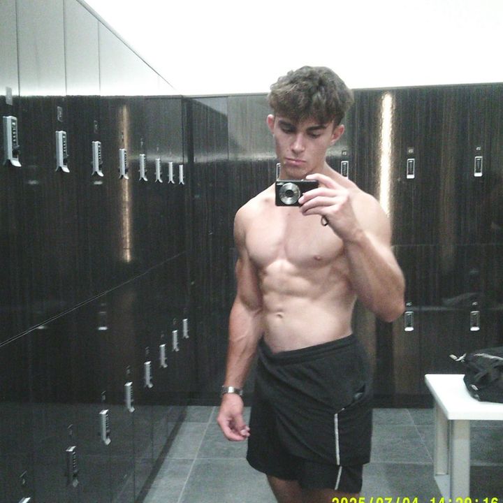 Profile Picture of James Curkan (@jcurkan.fit) on Tiktok