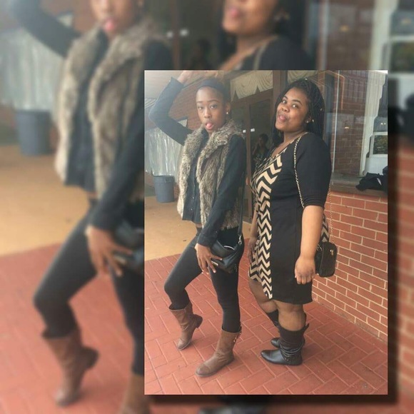 Profile Picture of Titanna Holland (@titanna18) on Poshmark