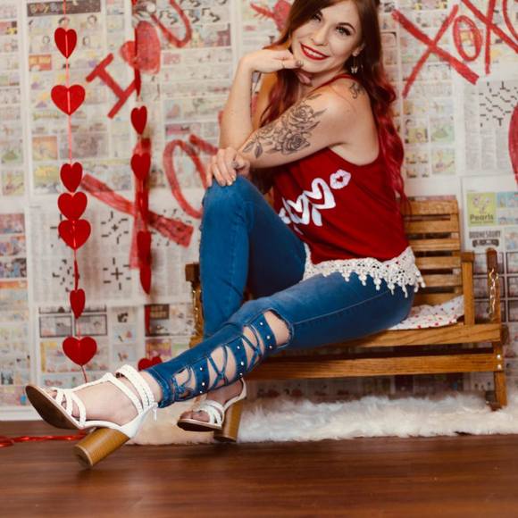 Profile Picture of Blair Lickliter (@darrenamyl) on Poshmark