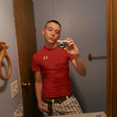 Profile Picture of Josh Lunsford (@JoshLunsford97) on Twitter