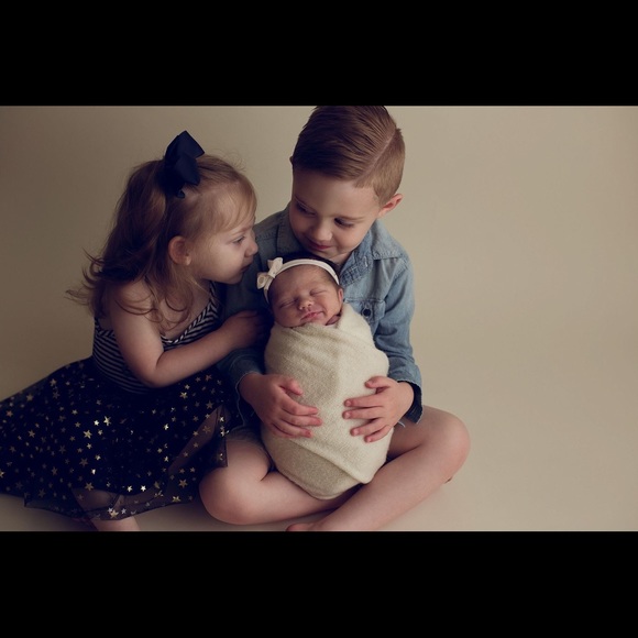 Laure Hepker - Poshmark Profile Picture of Laure Hepker (@laurenhepker1) on Poshmark