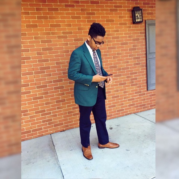 Profile Picture of Calvin Dash (@caldash) on Poshmark