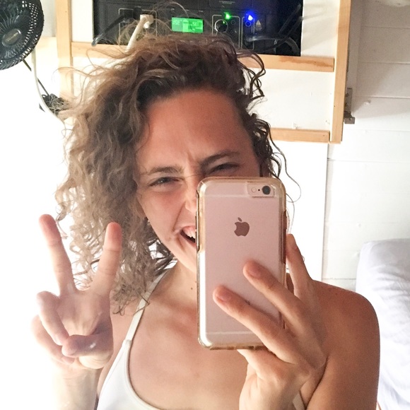Profile Picture of Aubry Matney (@aubrymatney) on Poshmark