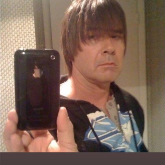 Profile Picture of Robert Callaway (@rxb_9) on Poshmark