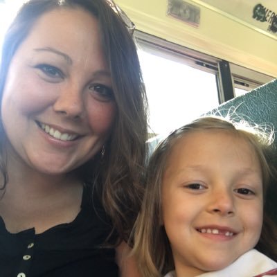 Profile Picture of Amanda Dunlevy Jones (@amandadjo) on Twitter