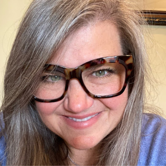 Profile Picture of Christy Boyette (@christy_boyette) on Poshmark