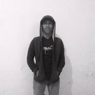 Profile Picture of Elo (@Elo) on Facebook