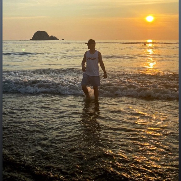 Profile Picture of Tyler Terry (@traw38) on Poshmark