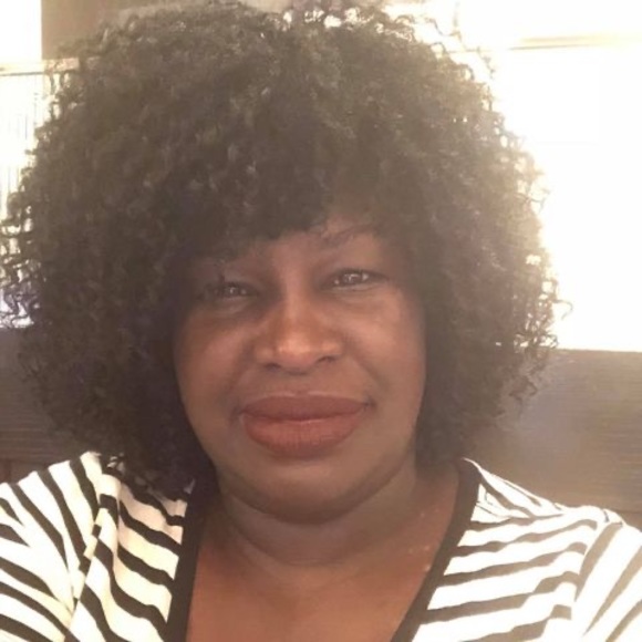 Profile Picture of Shelly-ann Dyer (@shetara100) on Poshmark