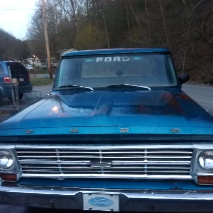 Profile Picture of Russell Cooper (@@russellcooper09) on Tiktok