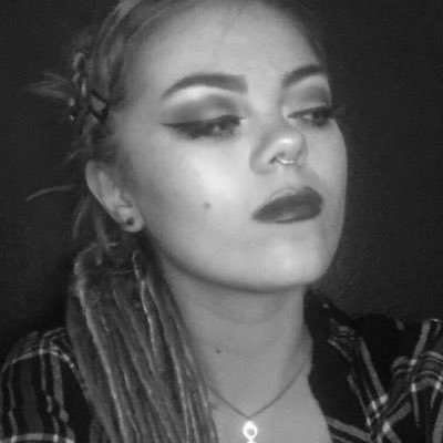 Profile Picture of Chloe Meyer (@chloemeyer1960) on Twitter