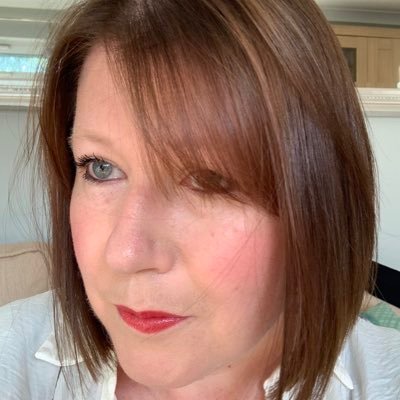 Profile Photo of Laurie Waugh (@lauriejanewaugh) on Twitter