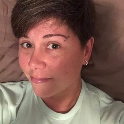 Profile Picture of Jennifer Sayre (@JenniferSayre12) on Twitter