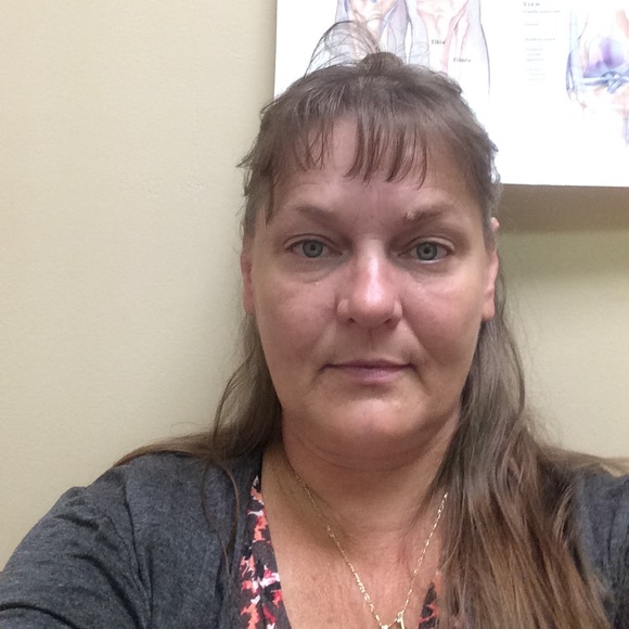 Profile Picture of Melissa Viramontez (@missysue_68) on Poshmark