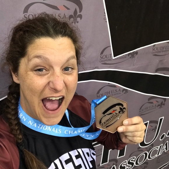 Profile Picture of Cristal Martin (@cristal_blu) on Poshmark