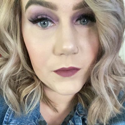 Profile Picture of Danielle Faulkner (@Daniell97594135) on Twitter