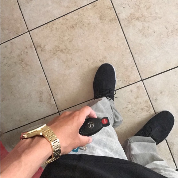 Profile Picture of Danny Pacheco (@93cls500) on Poshmark