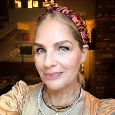 Profile Picture of Bethany Winters (@@BethanySWinters) on Twitter