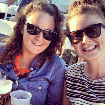 Profile Picture of Janet (@janet_martell) on Twitter