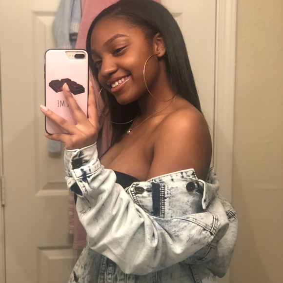 Profile Picture of Jayla Madyun (@jaylaababyy) on Poshmark