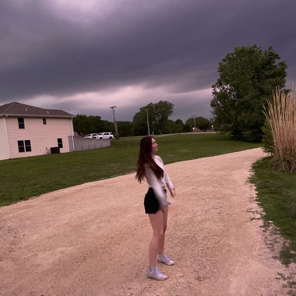 Profile Picture of Brook .vallery (@br00klynne) on Poshmark