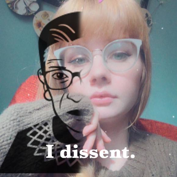 Profile Picture of Esme Getto (@esmegetto) on Poshmark
