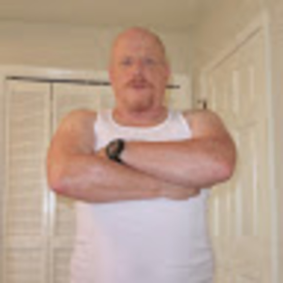 Profile Picture of Steven Lockwood (@ruatwin) on Poshmark