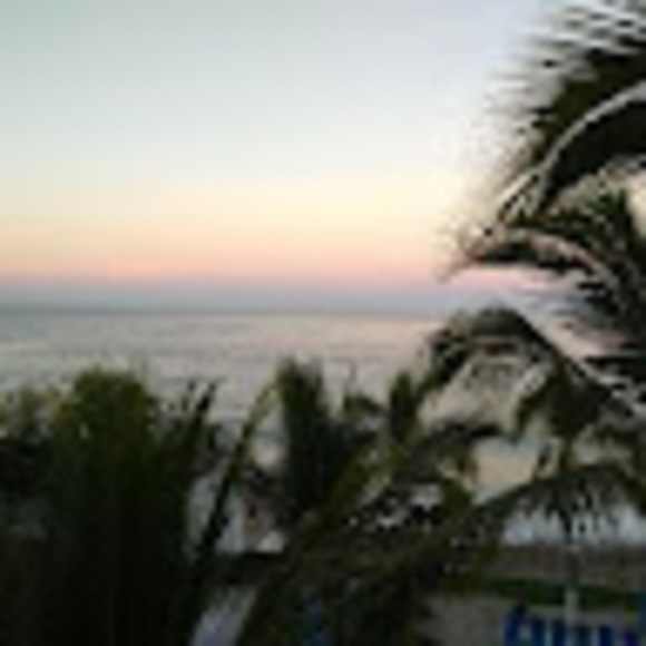 Profile Picture of Kate Potter (@katepotter837) on Poshmark