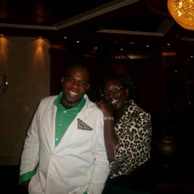 Profile Picture of Clinton McKinnis (@Clint80sbaby) on Twitter