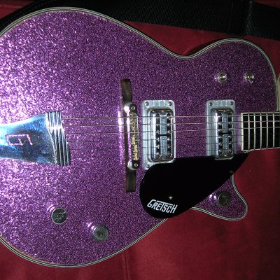 Profile Picture of James Gangwer (@purple_gretsch) on Twitter