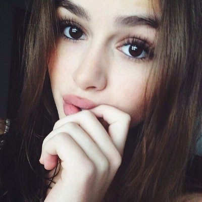 Profile Picture of Maria Wade (@mobetotasmad) on Twitter