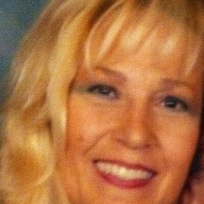 Profile Picture of Gail. Sharp (@Vetbabe28) on Twitter