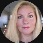 Profile Picture of Kelly Decker-Hutson (@lovethyearh1971) on Instagram