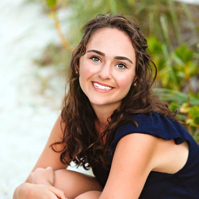 Profile Picture of Hannah Duncan (@afizzingwhizbee) on Twitter