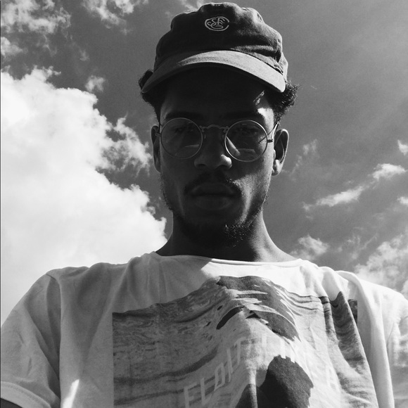 Profile Picture of Danny Santos (@ynnadboyy) on Poshmark