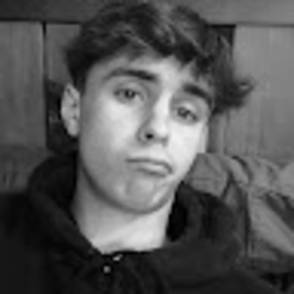 Profile Picture of Damon Harrison (@damonharriso333) on Poshmark