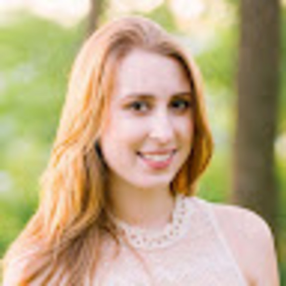 Profile Picture of Meagan Einarson (@meagan204) on Poshmark