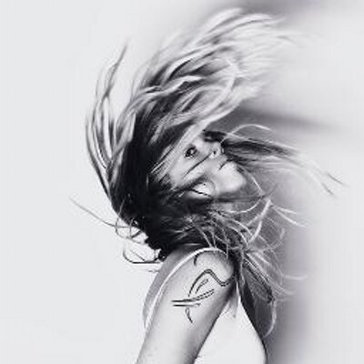 Profile Picture of Anne Bloom (@AnneBloom33) on Twitter