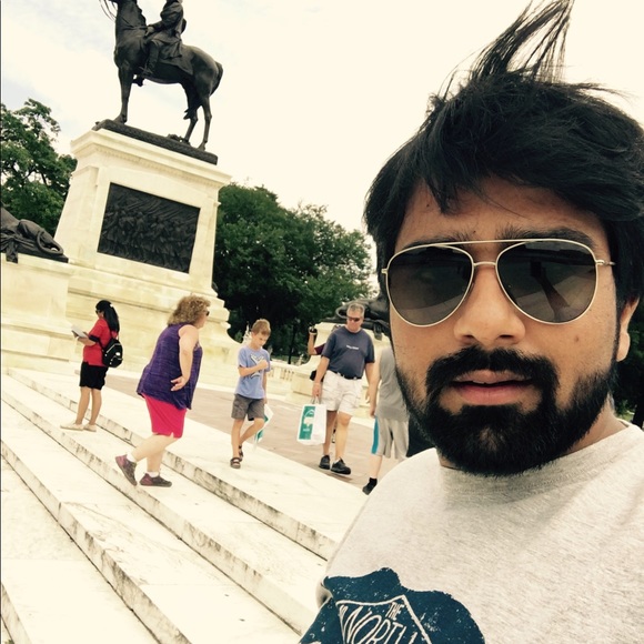 Profile Picture of Asad Butt (@abuttg) on Poshmark