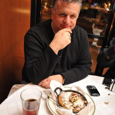 Profile Picture of Nick Coston (@BillboardFellow) on Twitter